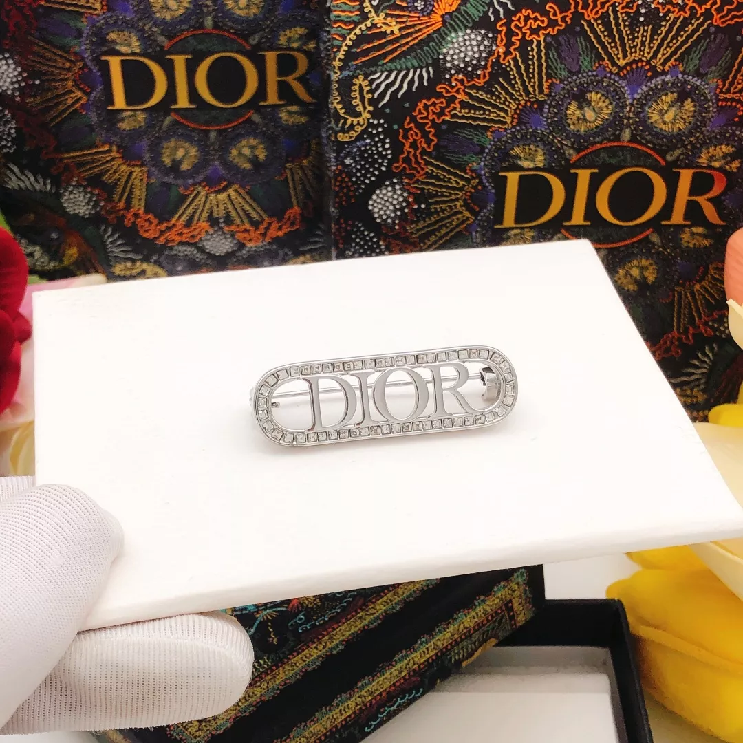 Christian Dior Brooches For Women AllSeason 3555