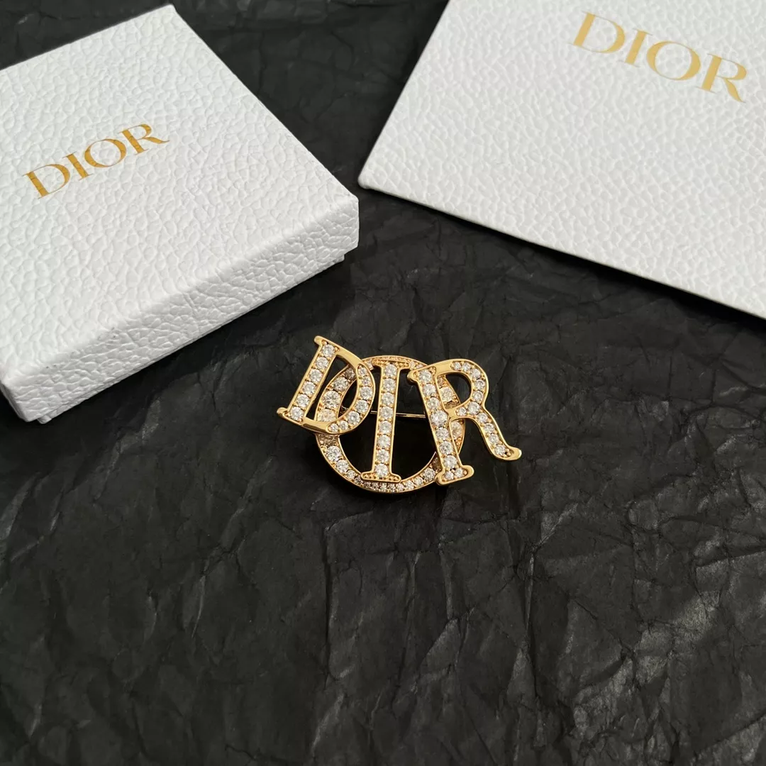 Christian Dior Brooches For Women Flexible 4030