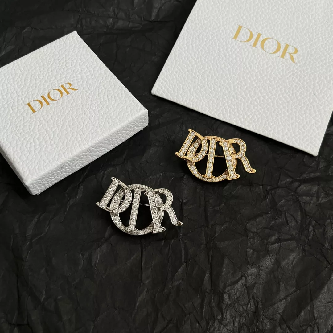Christian Dior Brooches For Women Flexible 4030