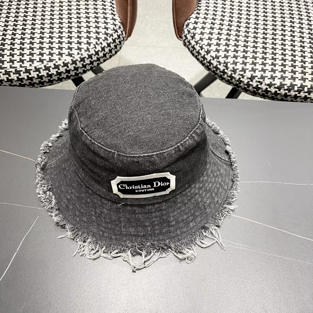 Christian Dior Caps BestValue 535