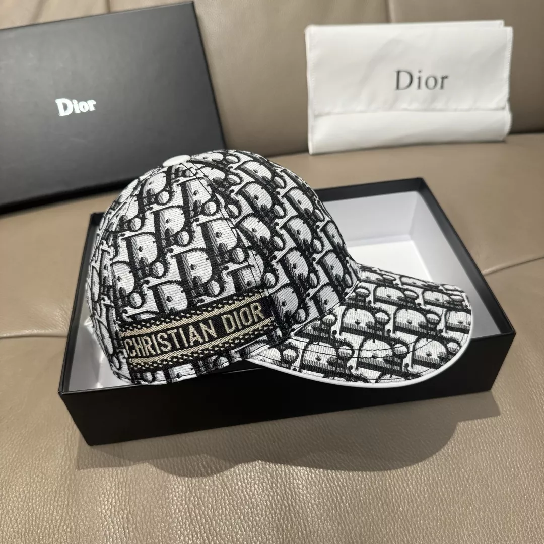 Christian Dior Caps Breathable 3070