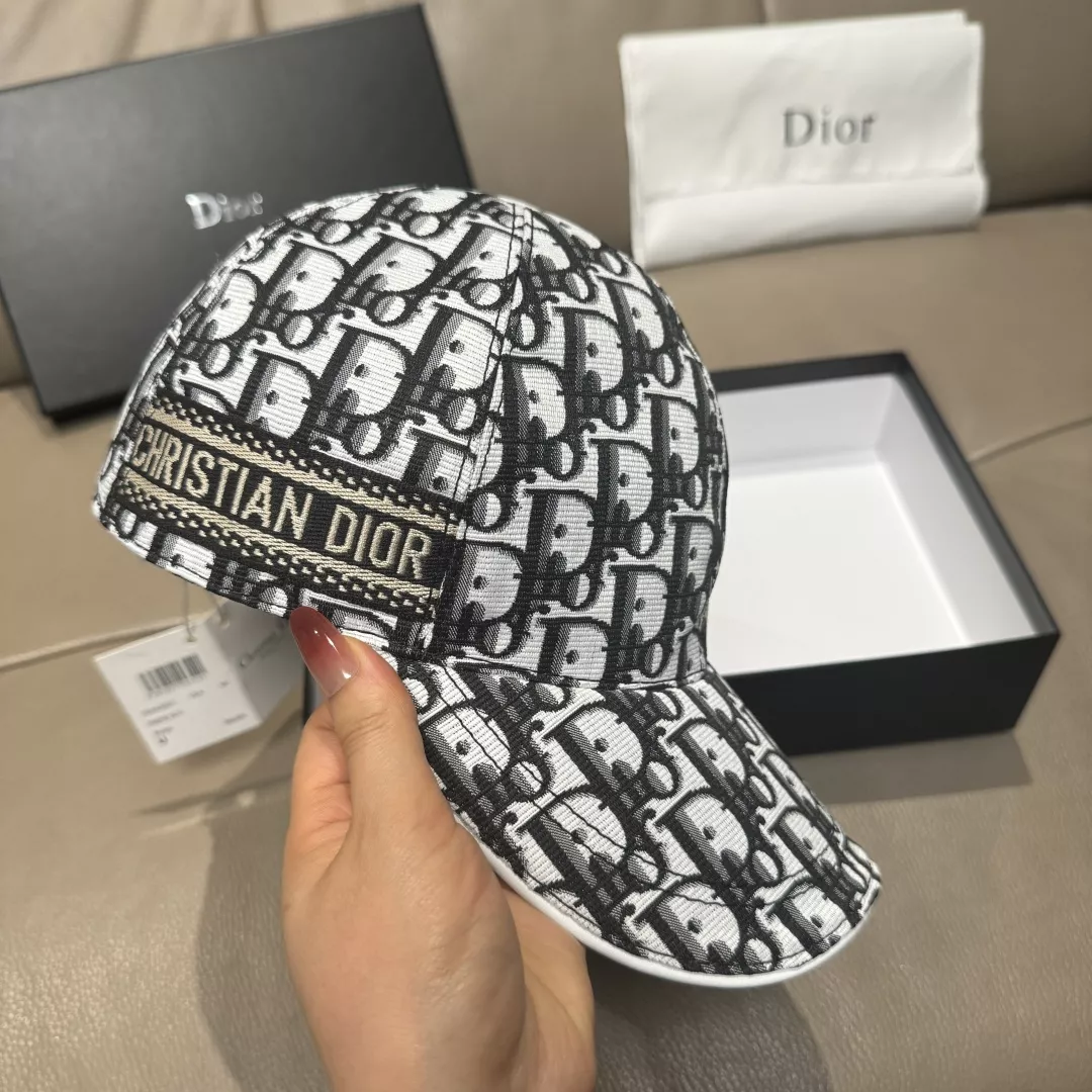 Christian Dior Caps Breathable 3070