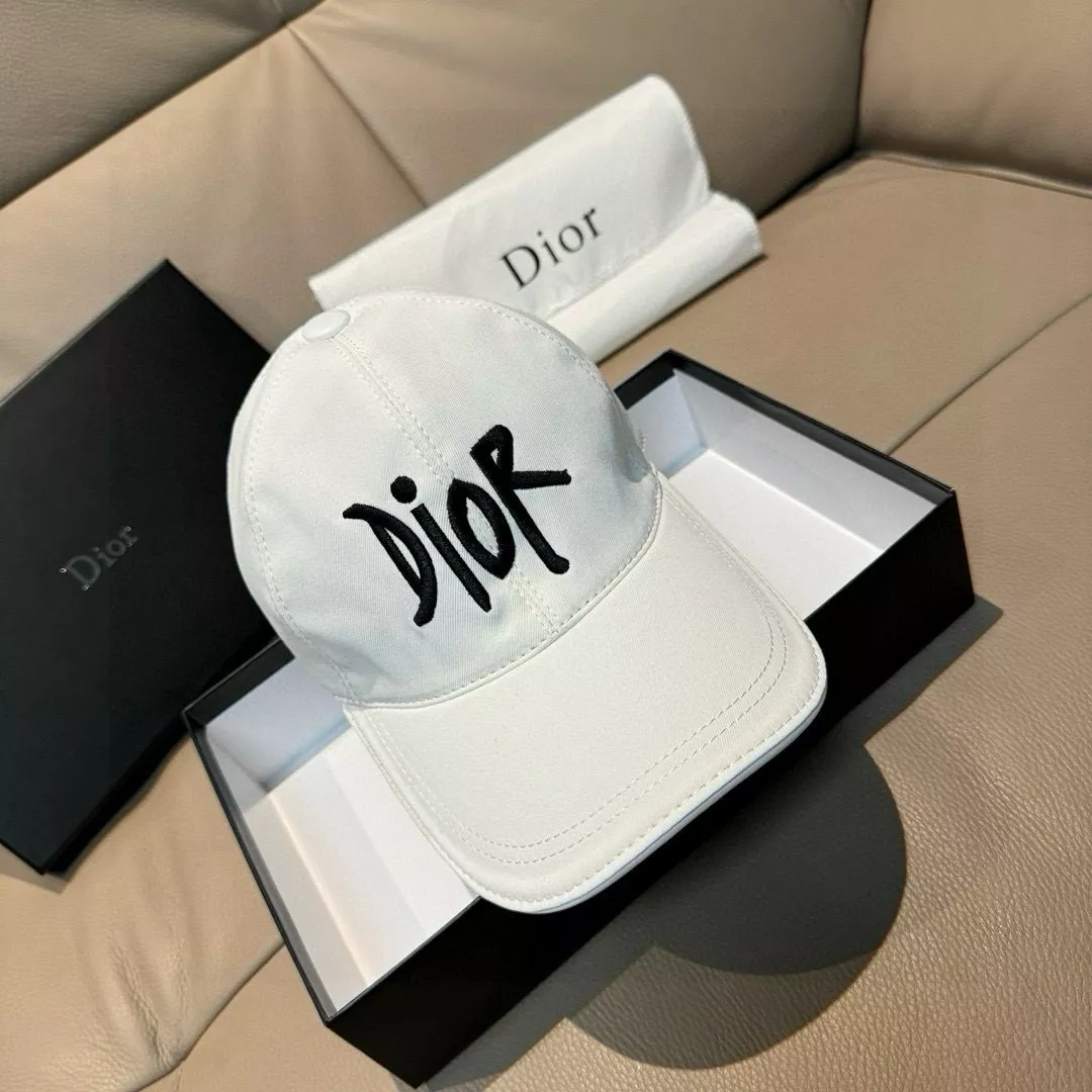 Christian Dior Caps Breathable 7572