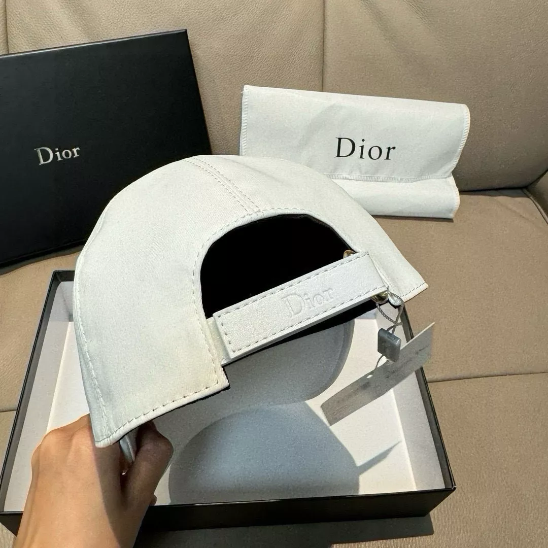 Christian Dior Caps Breathable 7572