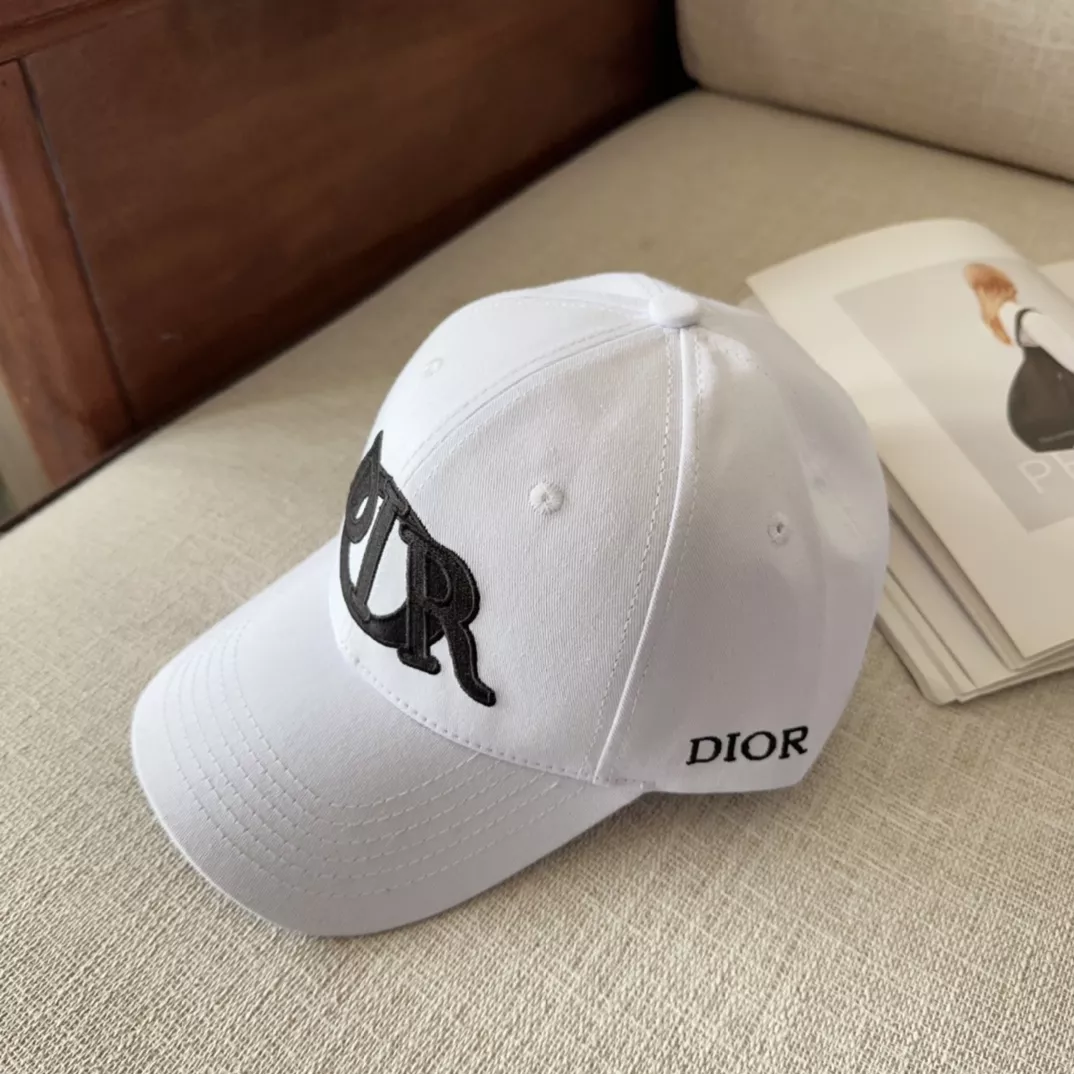 Christian Dior Caps Bright 6413