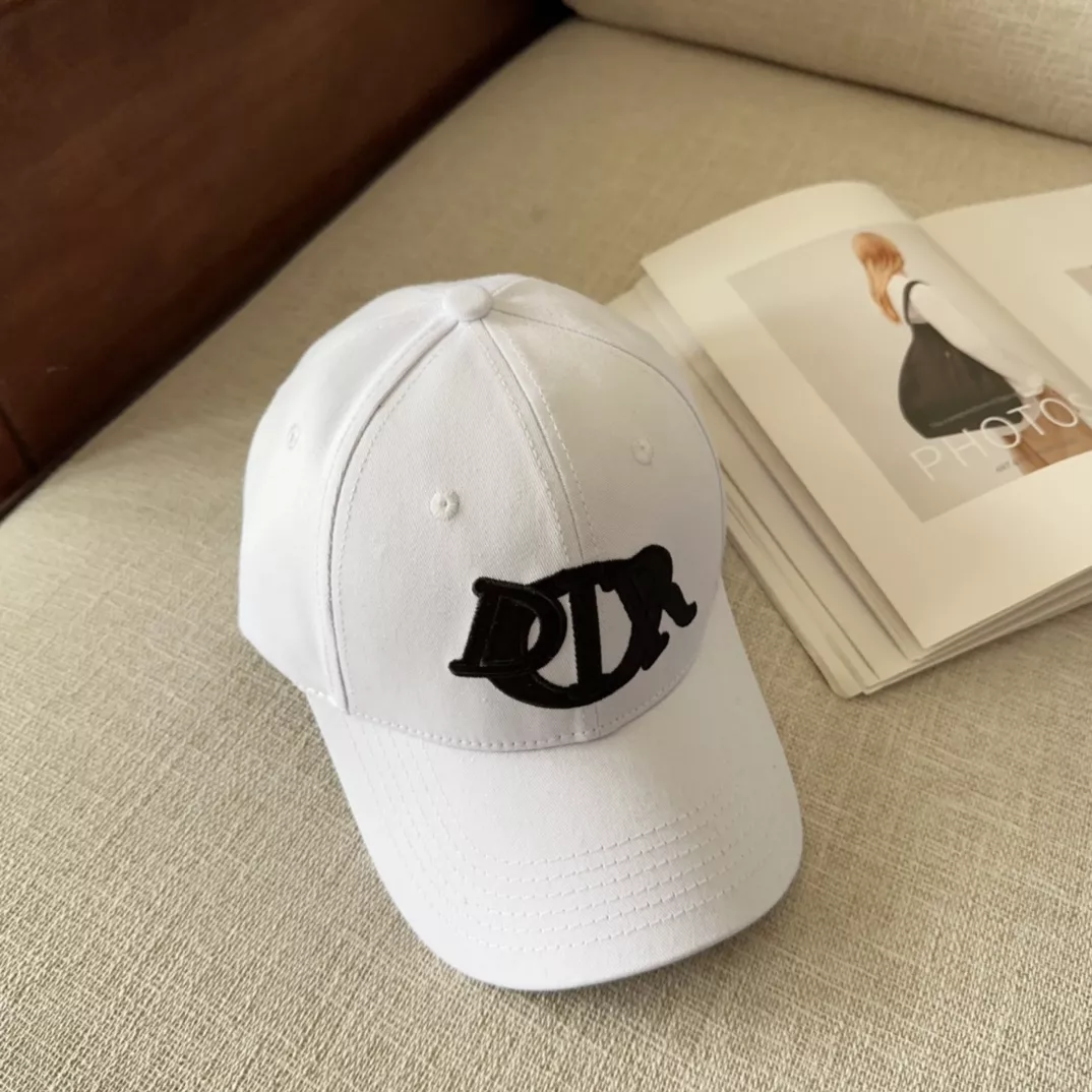 Christian Dior Caps Bright 6413