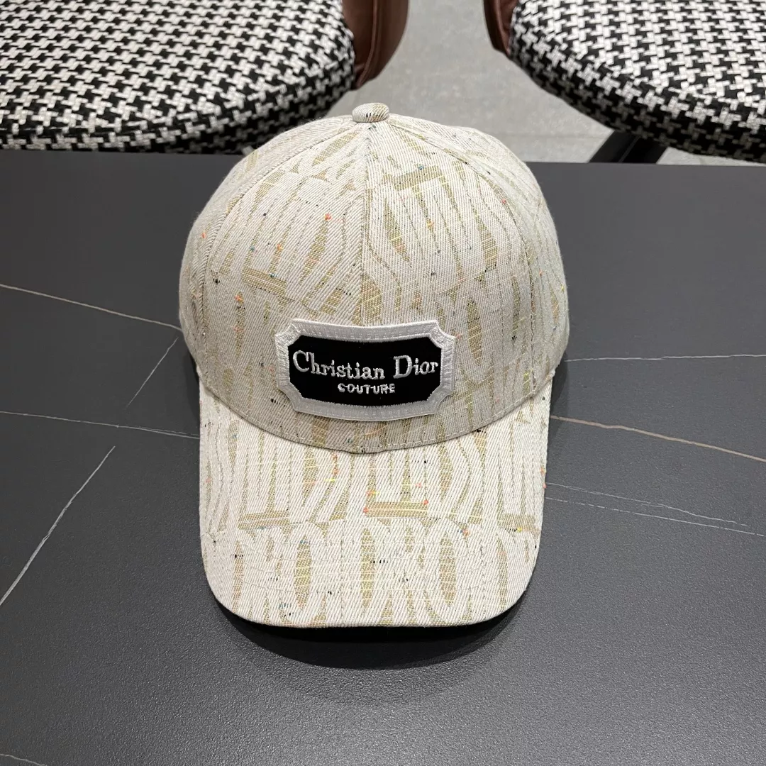 Christian Dior Caps Bright 7328