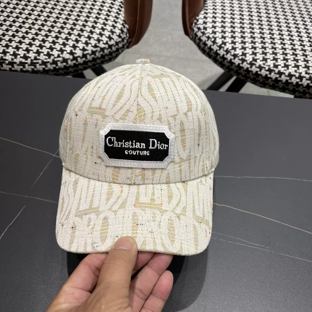 Christian Dior Caps Bright 7328