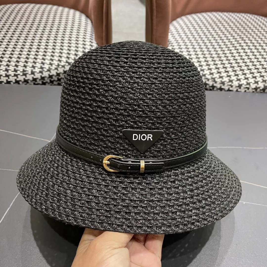 Christian Dior Caps Classic 9867