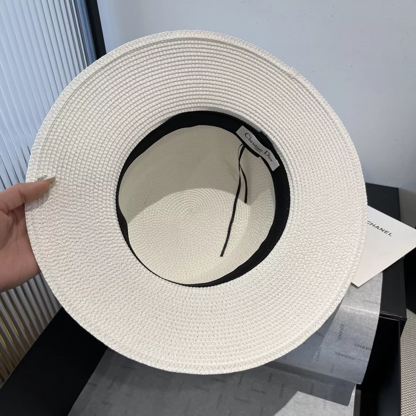 Christian Dior Caps Comfortable 3885