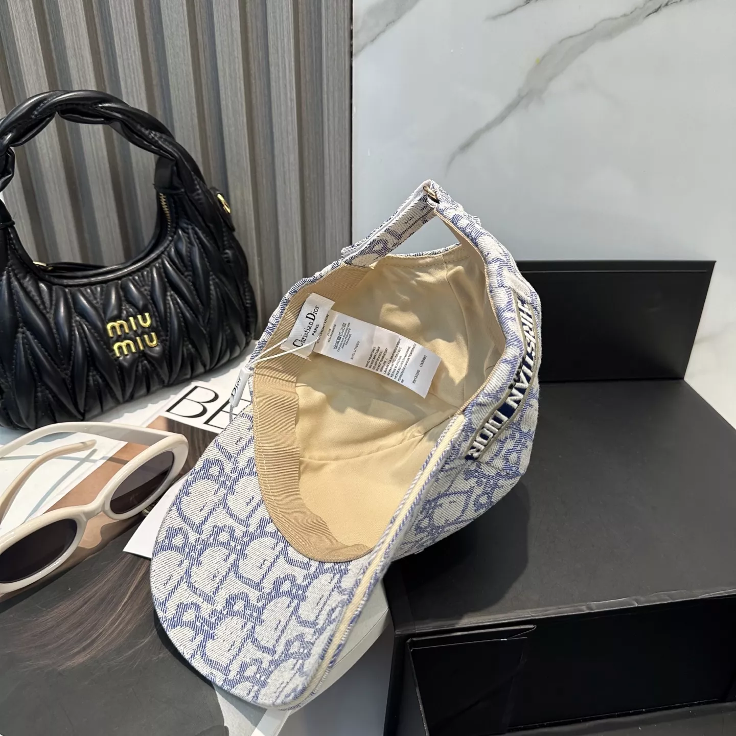 Christian Dior Caps DailyWear 6120