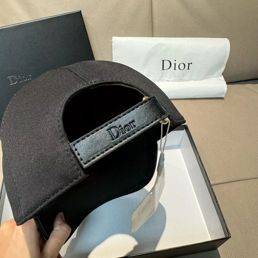 Christian Dior Caps DailyWear 6711