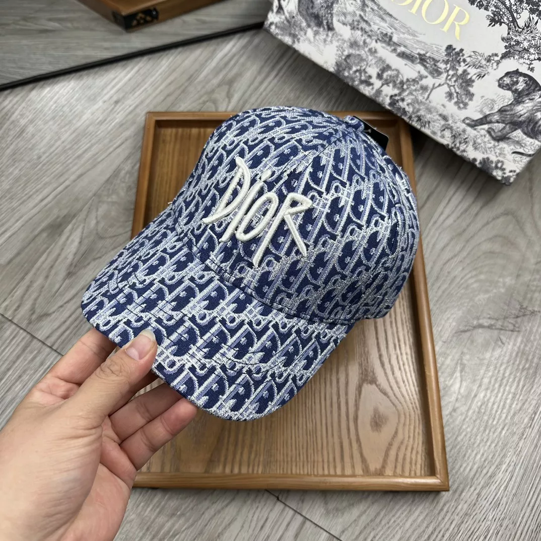 Christian Dior Caps DailyWear 8847