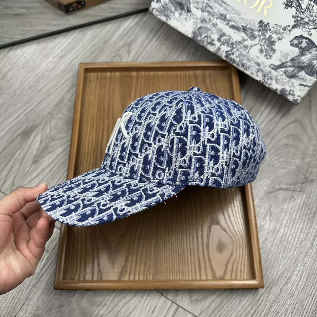 Christian Dior Caps DailyWear 8847