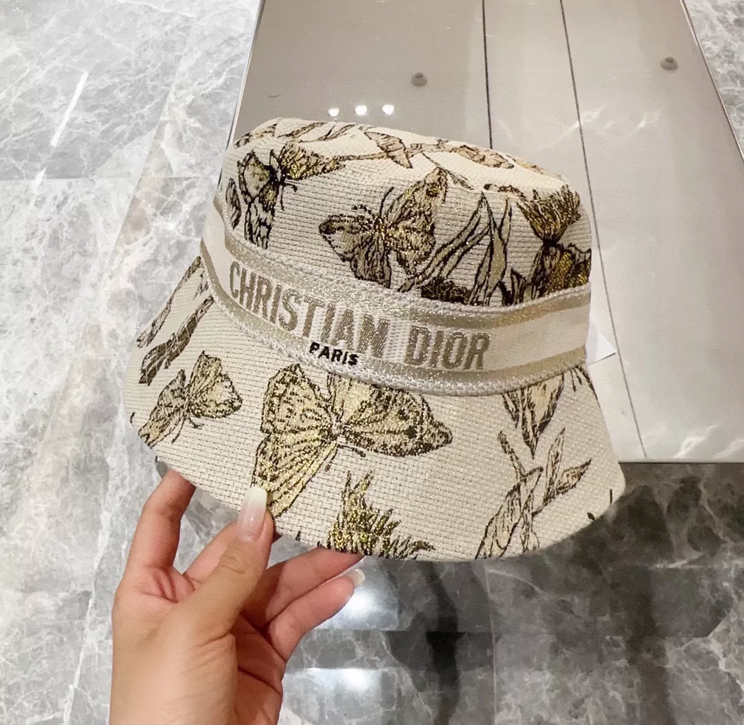 Christian Dior Caps Durable 4820