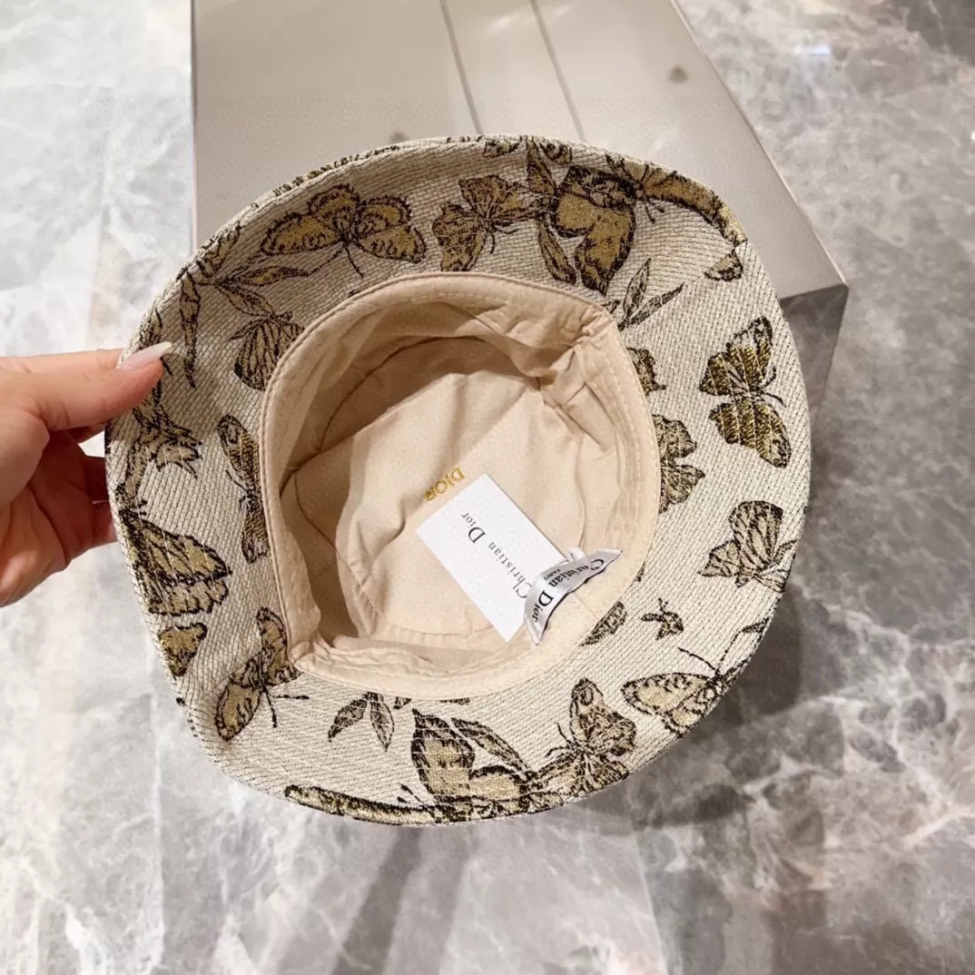 Christian Dior Caps Durable 4820