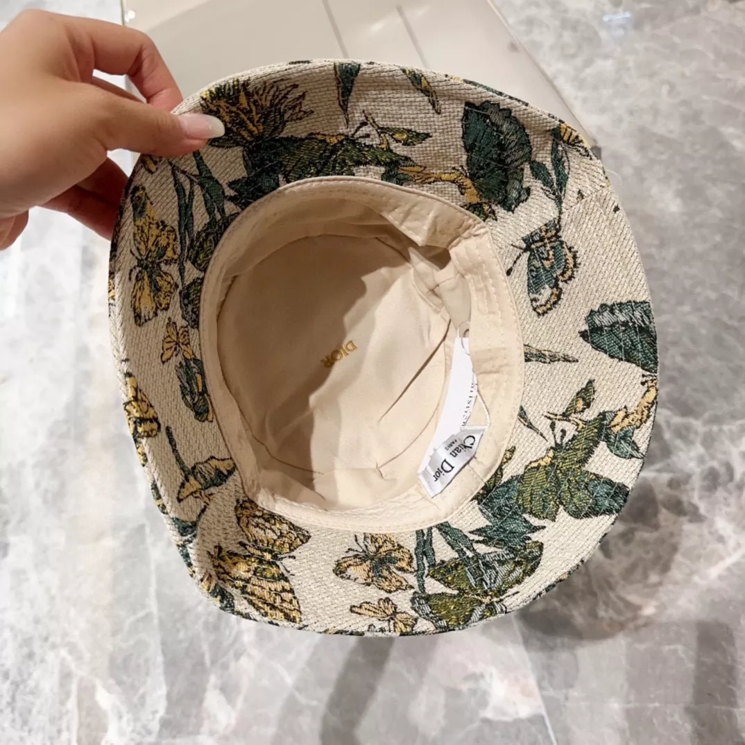 Christian Dior Caps Durable 5488