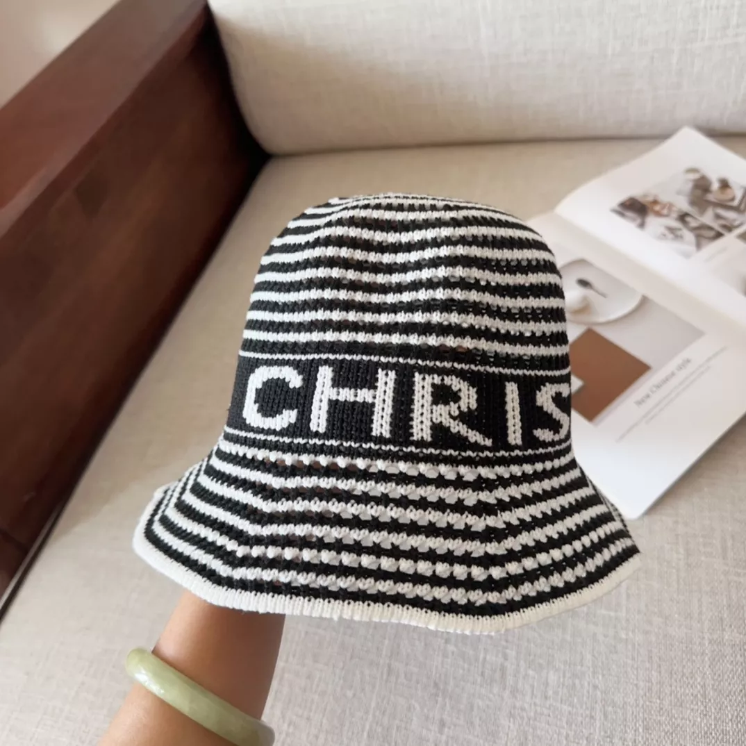 Christian Dior Caps Efficient 682