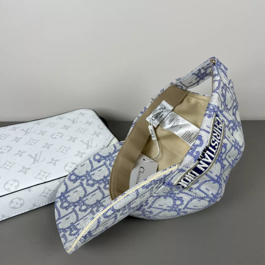 Christian Dior Caps Fashionable 7779
