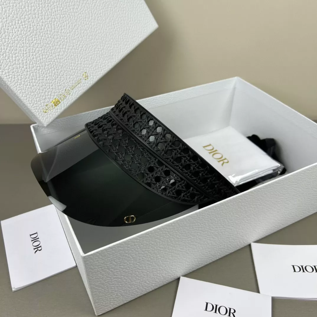 Christian Dior Caps Flexible 2408