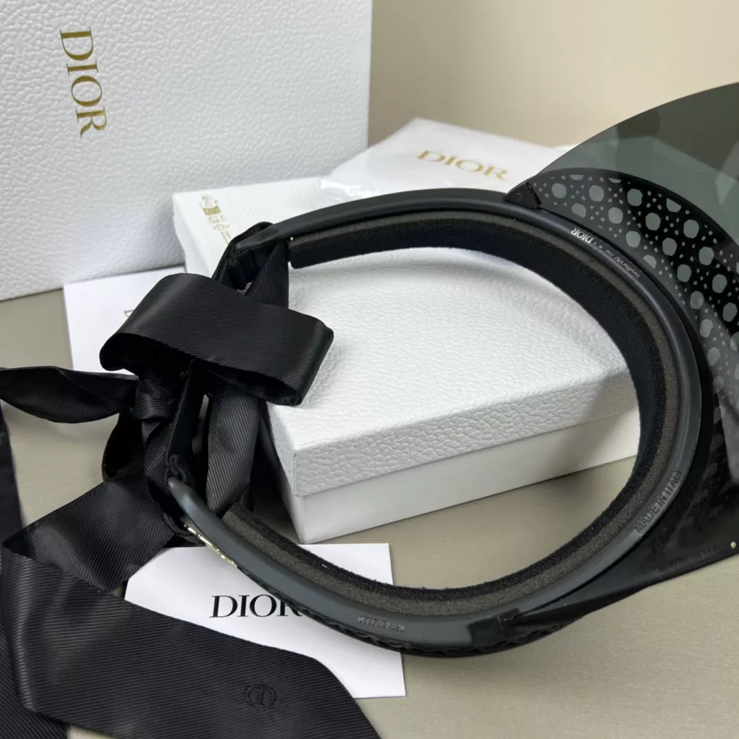 Christian Dior Caps Flexible 2408