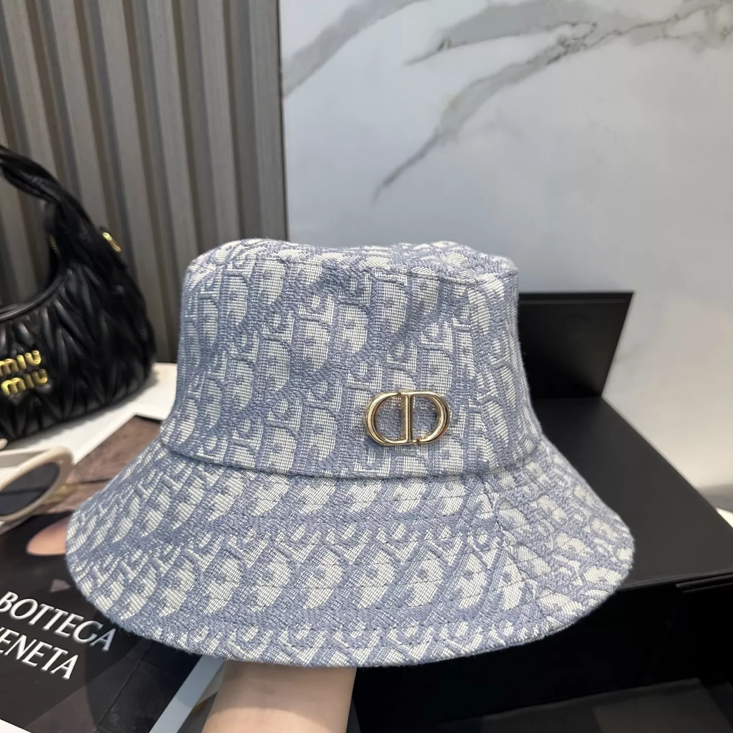 Christian Dior Caps GoAnywhere 4379