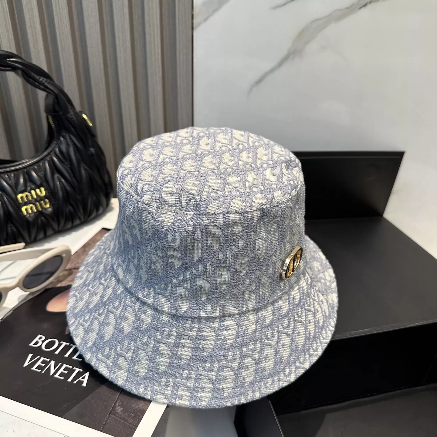 Christian Dior Caps GoAnywhere 4379