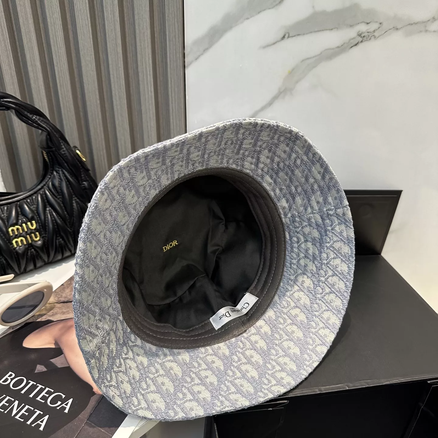 Christian Dior Caps GoAnywhere 4379