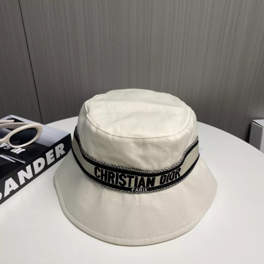 Christian Dior Caps GoodFit 3008
