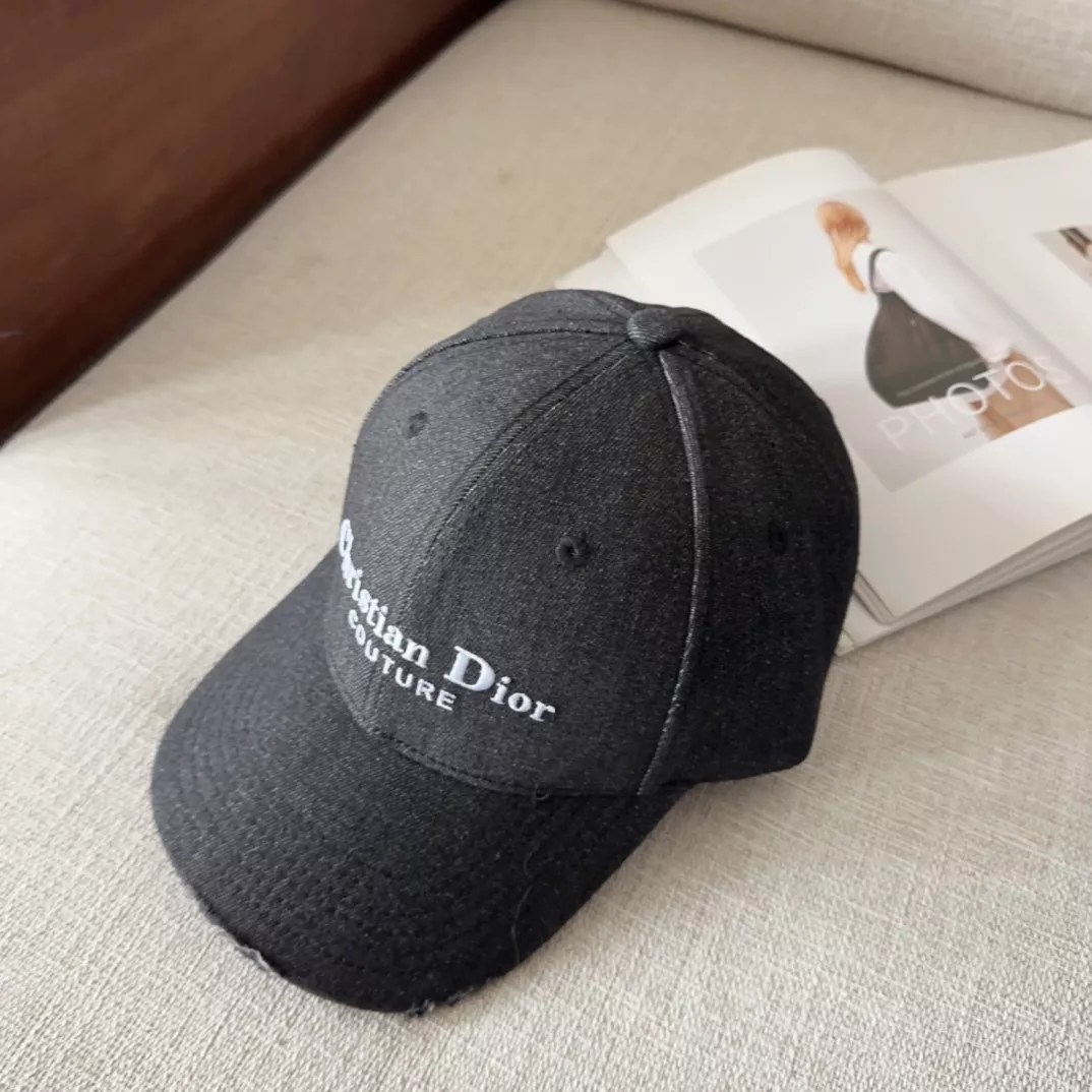 Christian Dior Caps GoodFit 7858