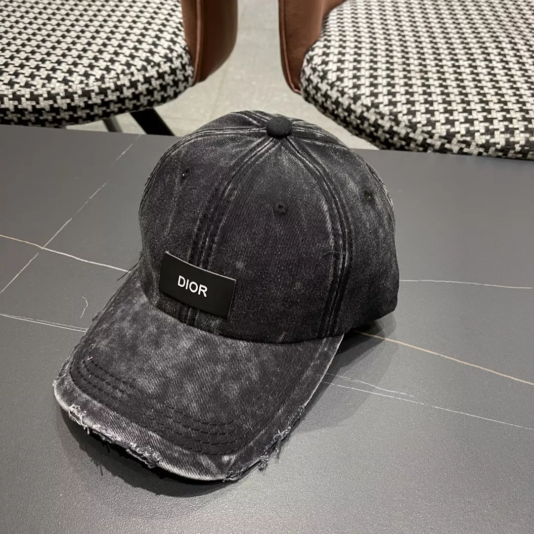 Christian Dior Caps HighQuality 2377