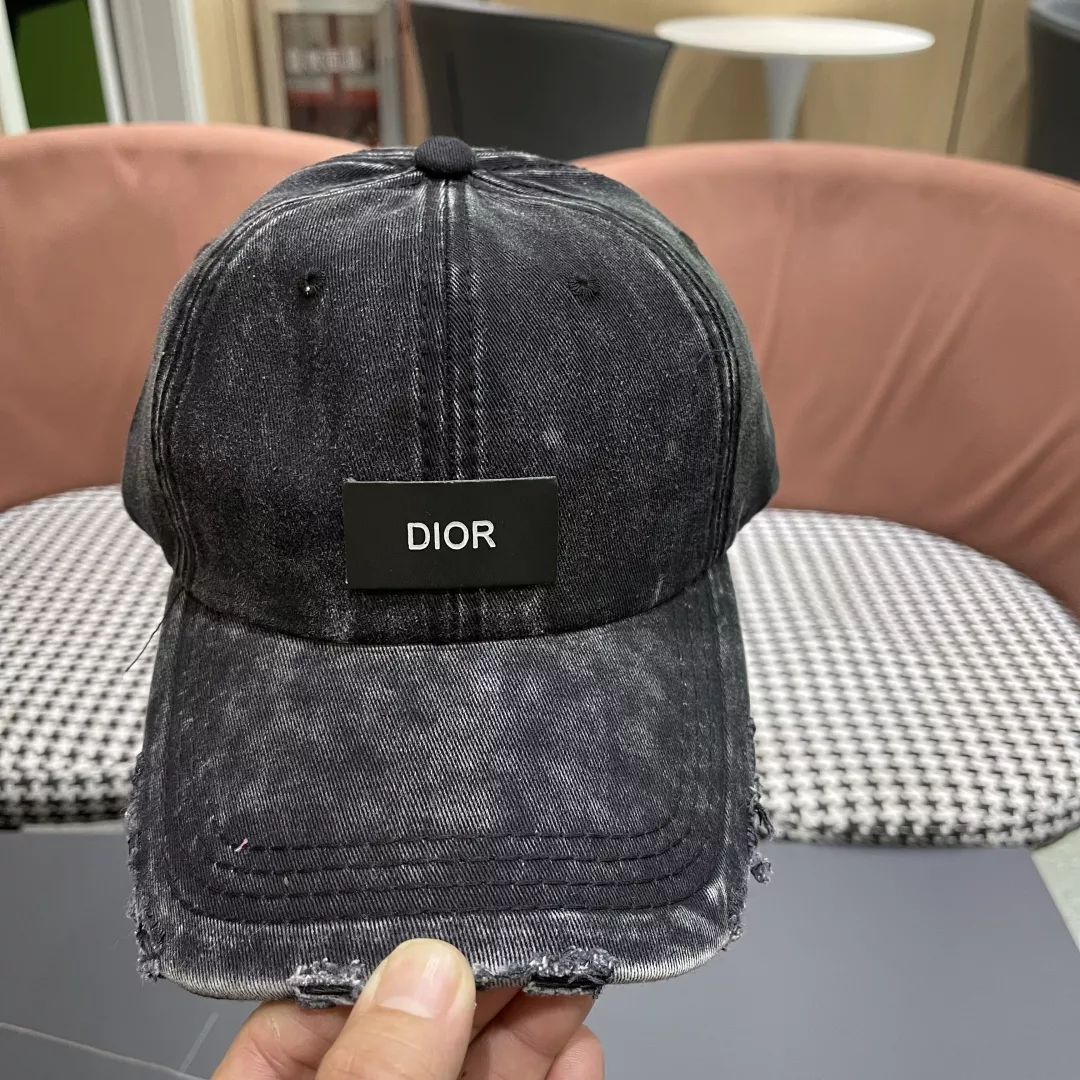 Christian Dior Caps HighQuality 2377