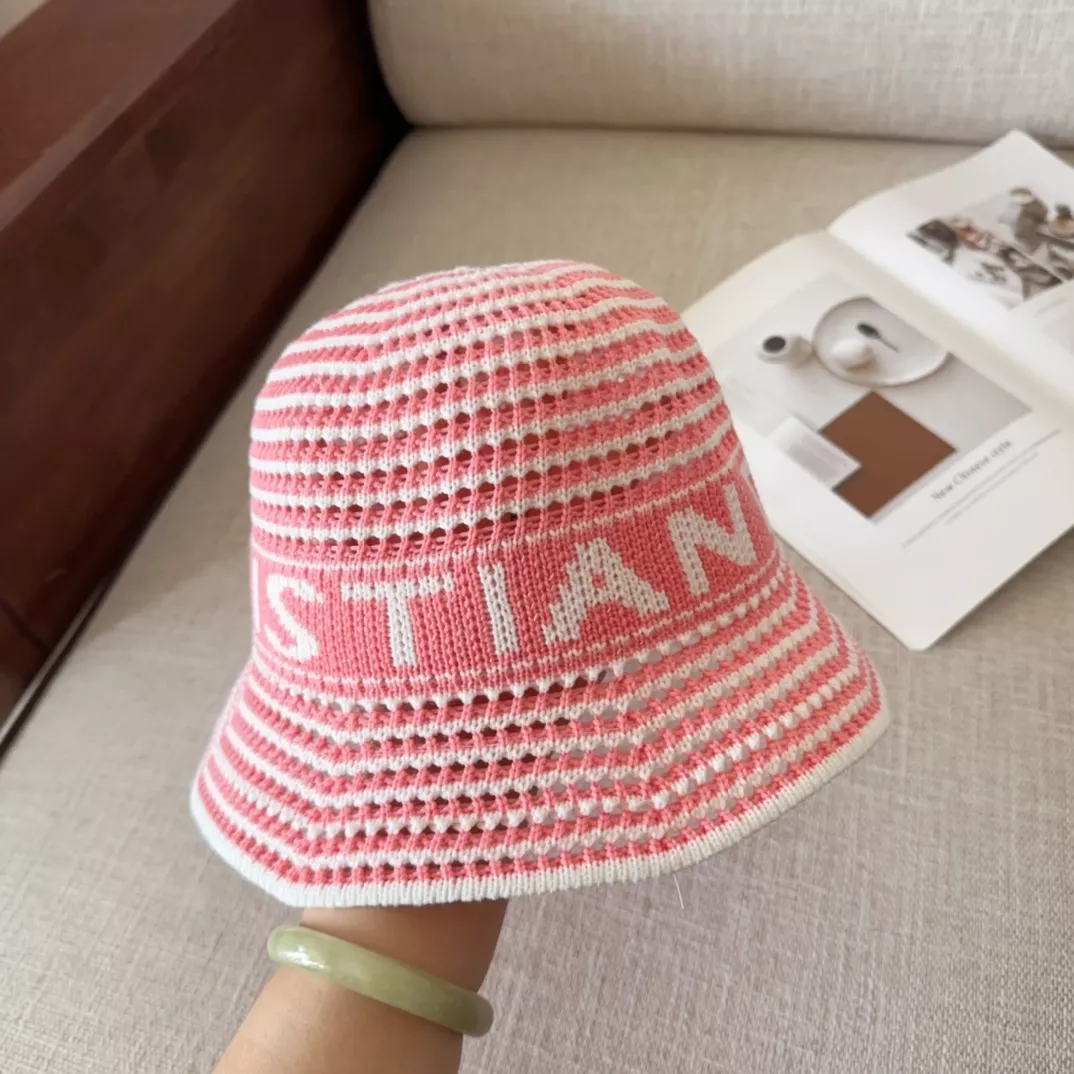 Christian Dior Caps HighQuality 5620