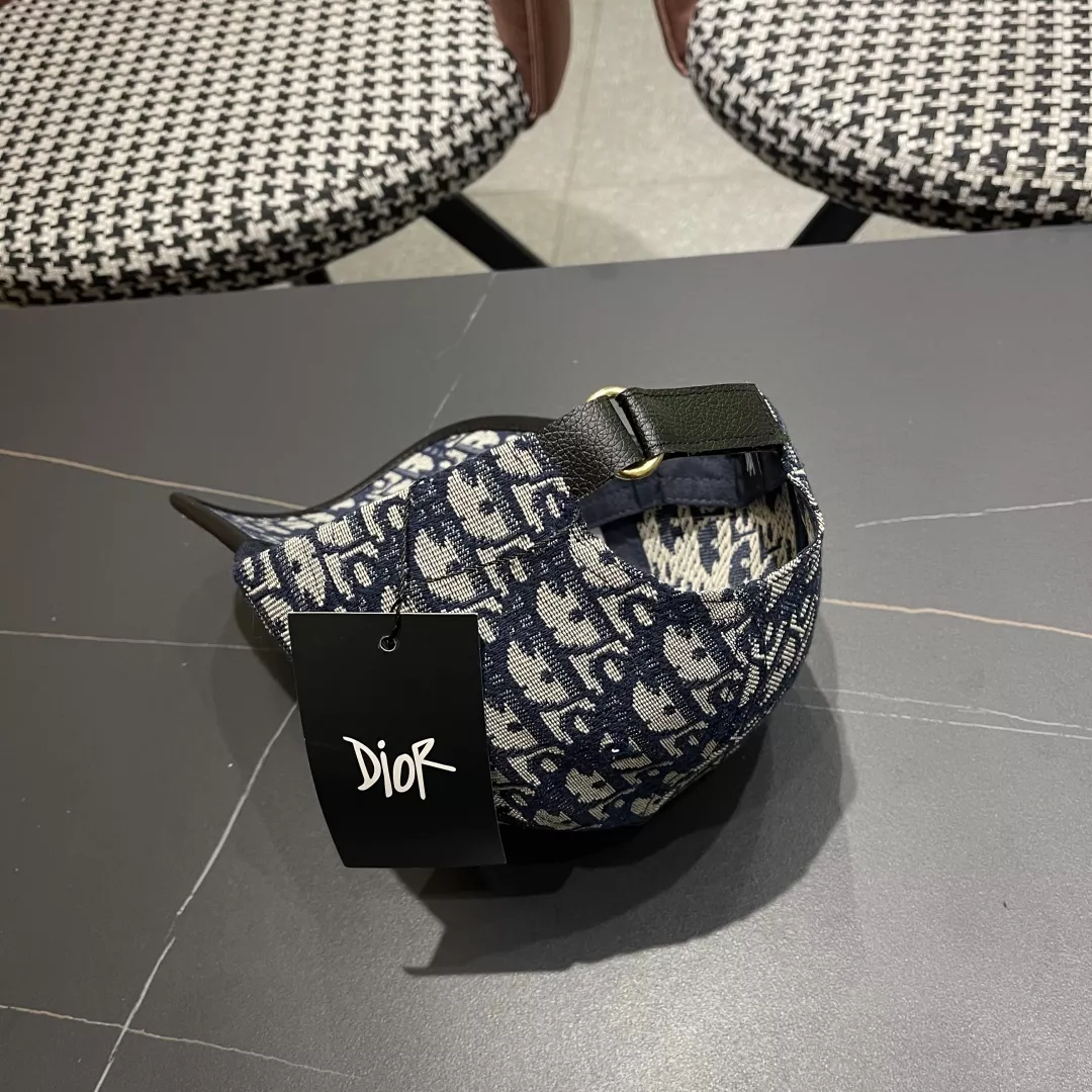 Christian Dior Caps Minimalist 776
