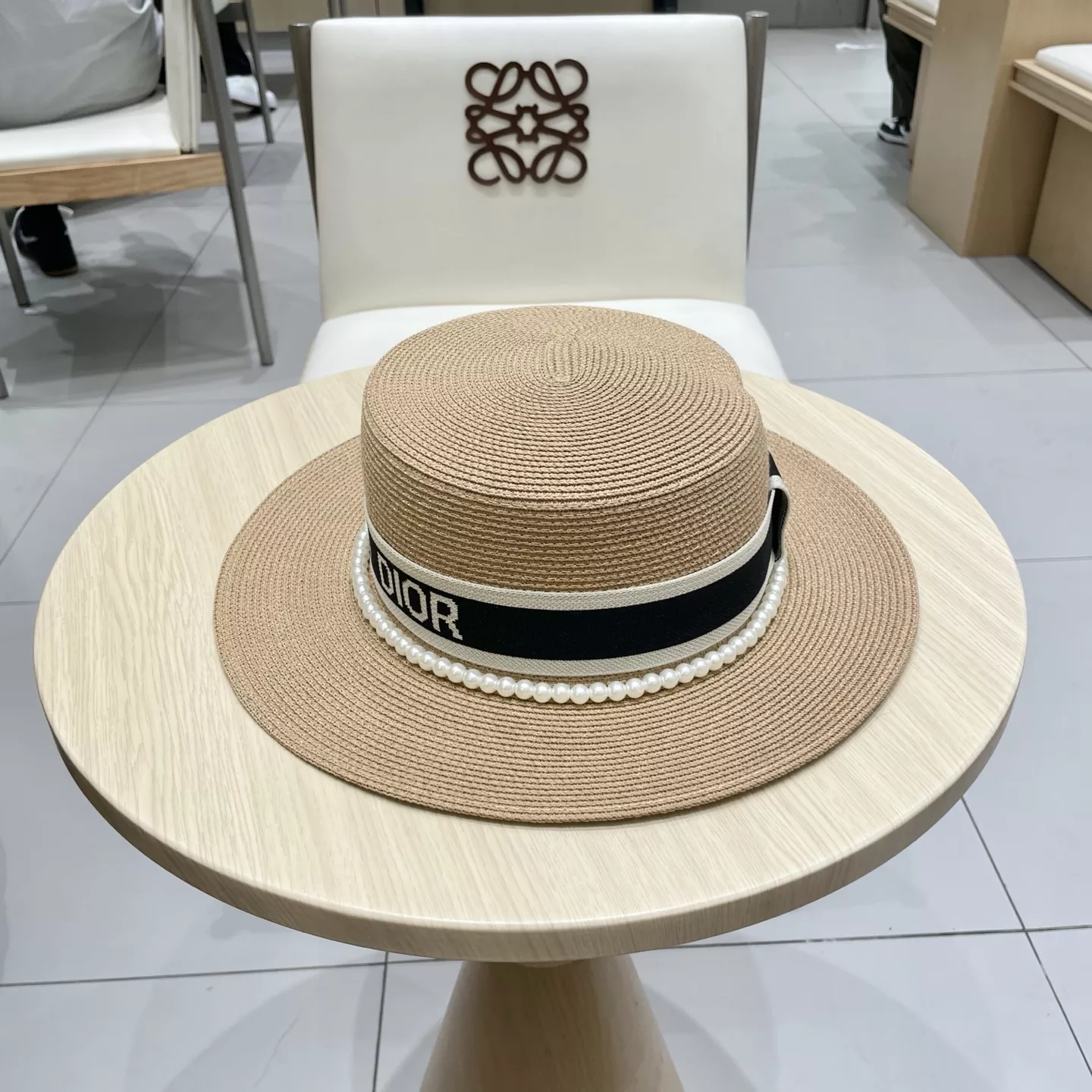 Christian Dior Caps Reliable 8933