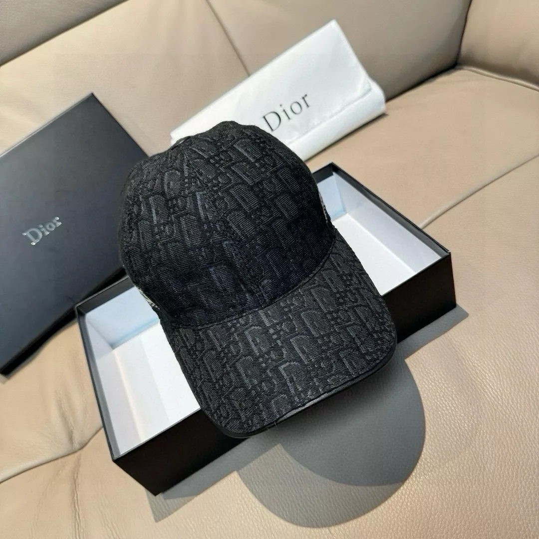 Christian Dior Caps Sophisticated 8807