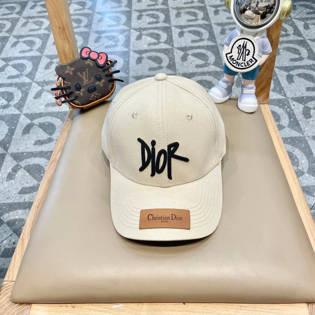 Christian Dior Caps SportInspired 2051