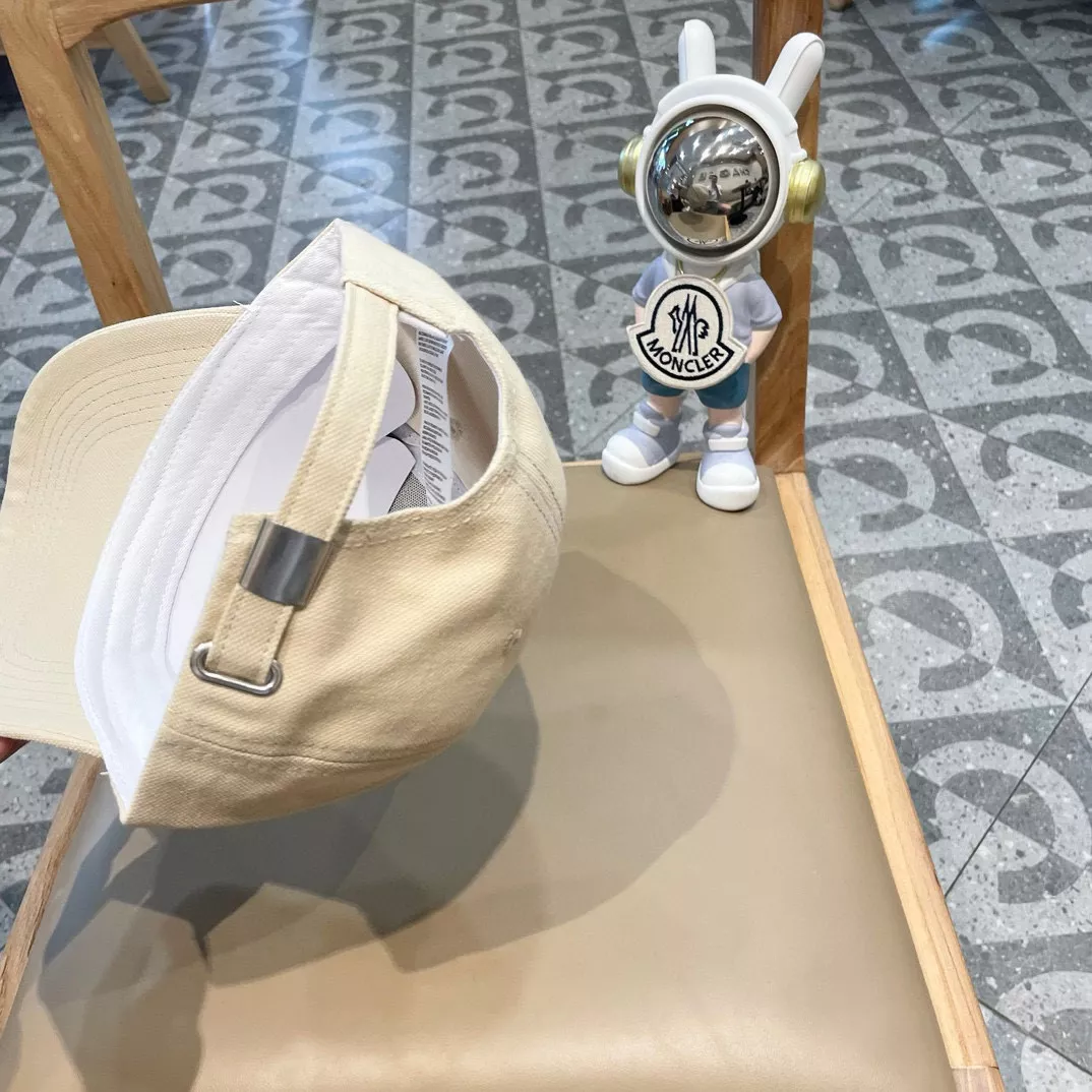 Christian Dior Caps SportInspired 2051