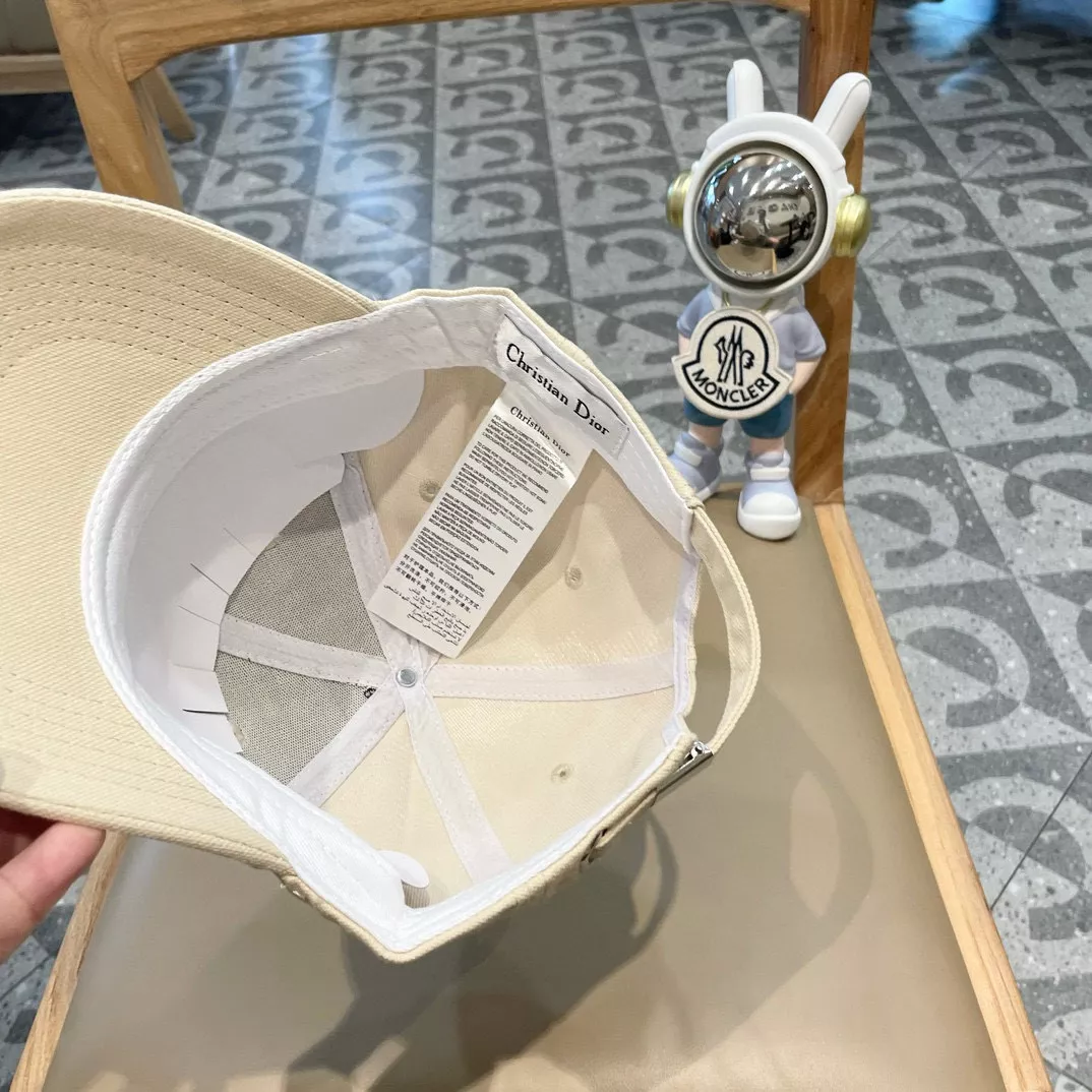Christian Dior Caps SportInspired 2051