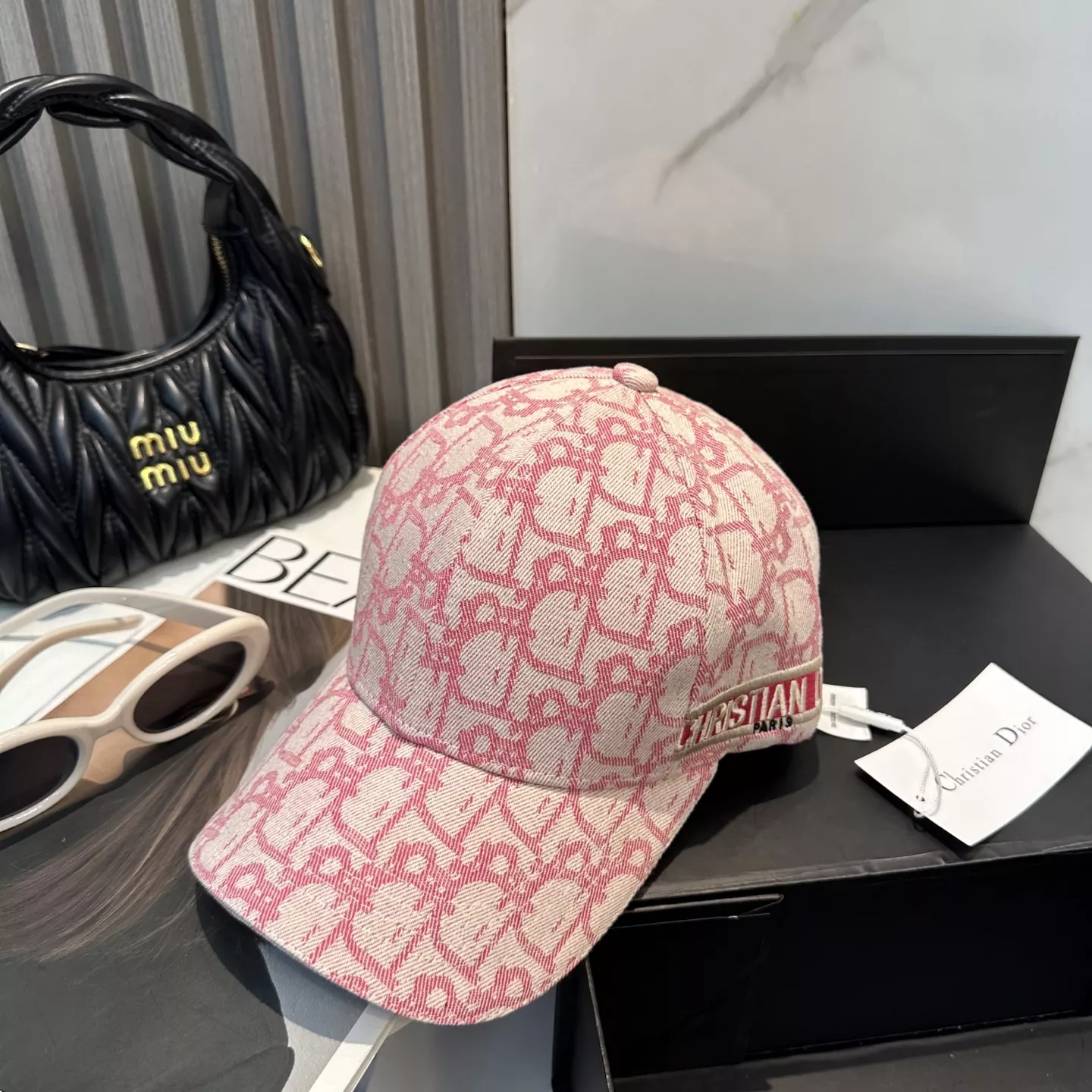 Christian Dior Caps StreetReady 4619
