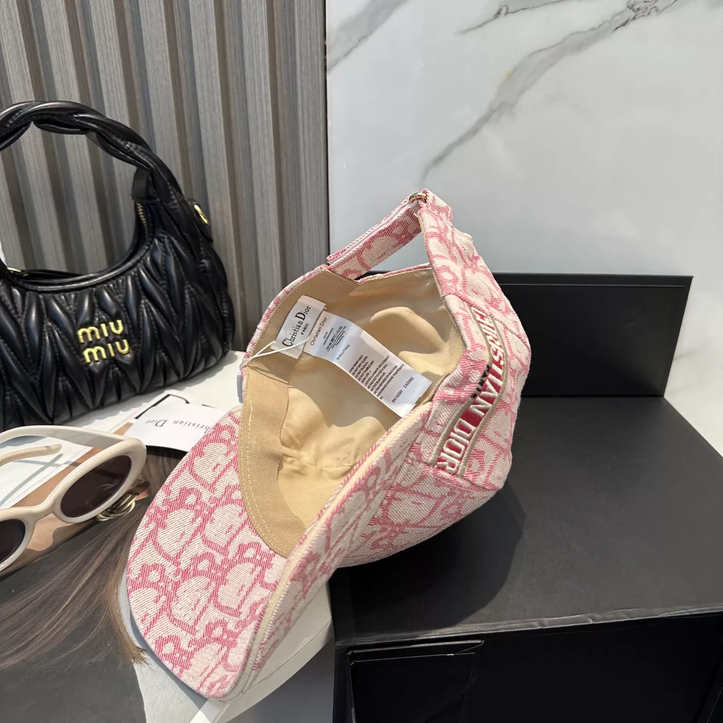 Christian Dior Caps StreetReady 4619