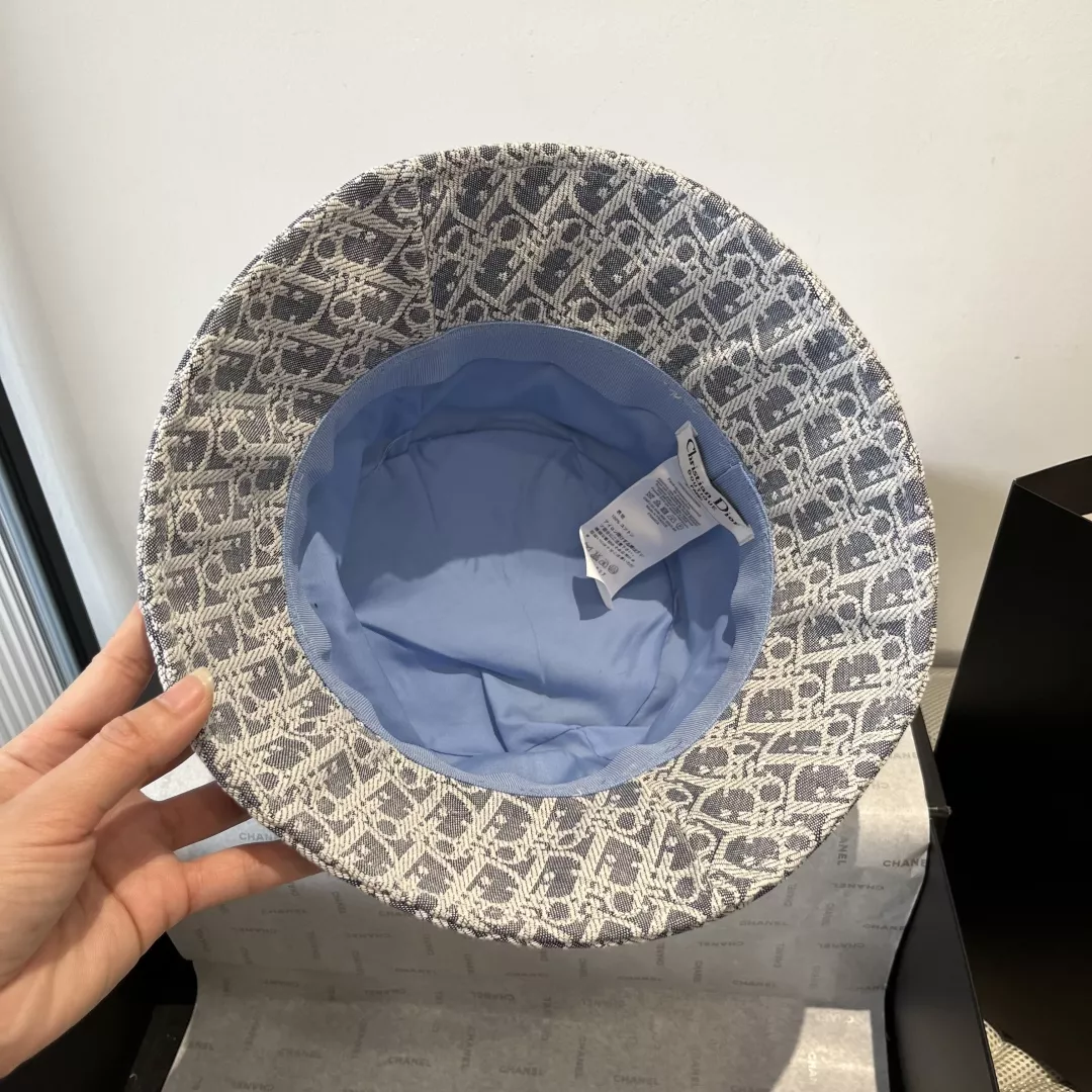 Christian Dior Caps TopPick 2041