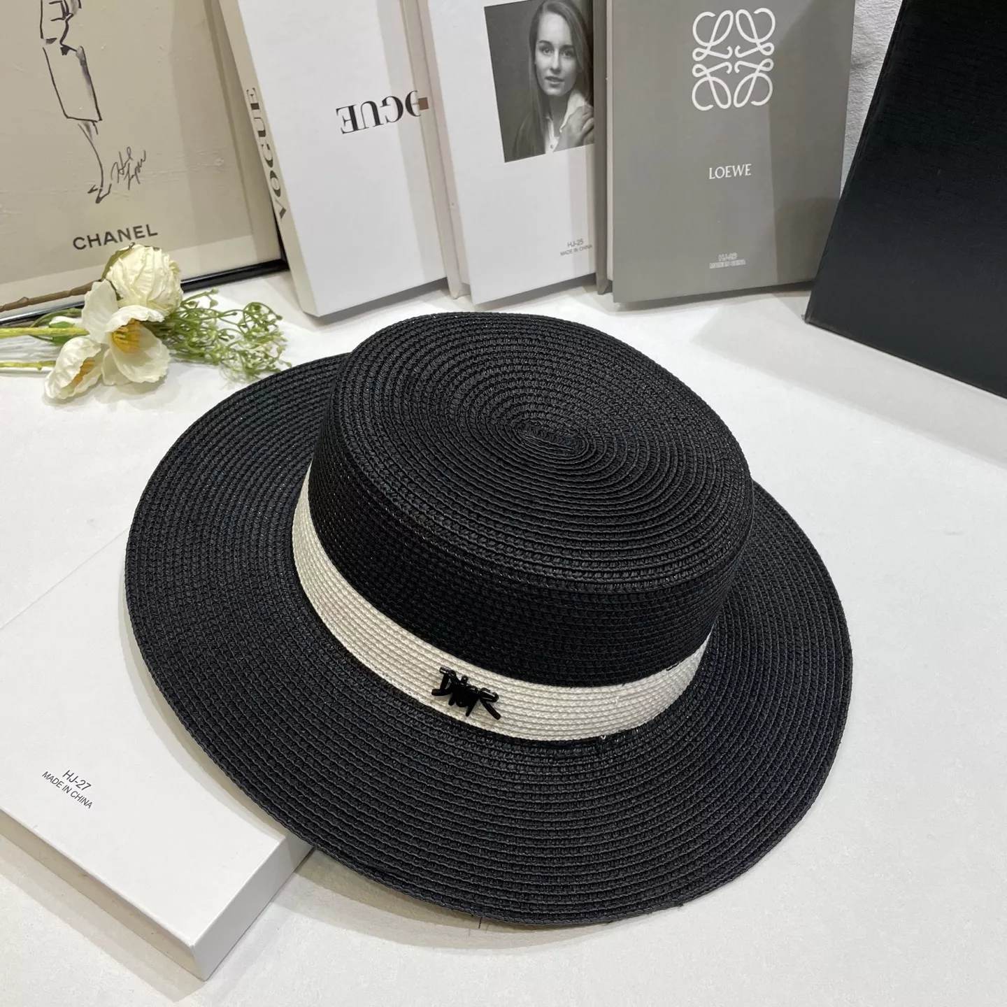 Christian Dior Caps TopPick 6557