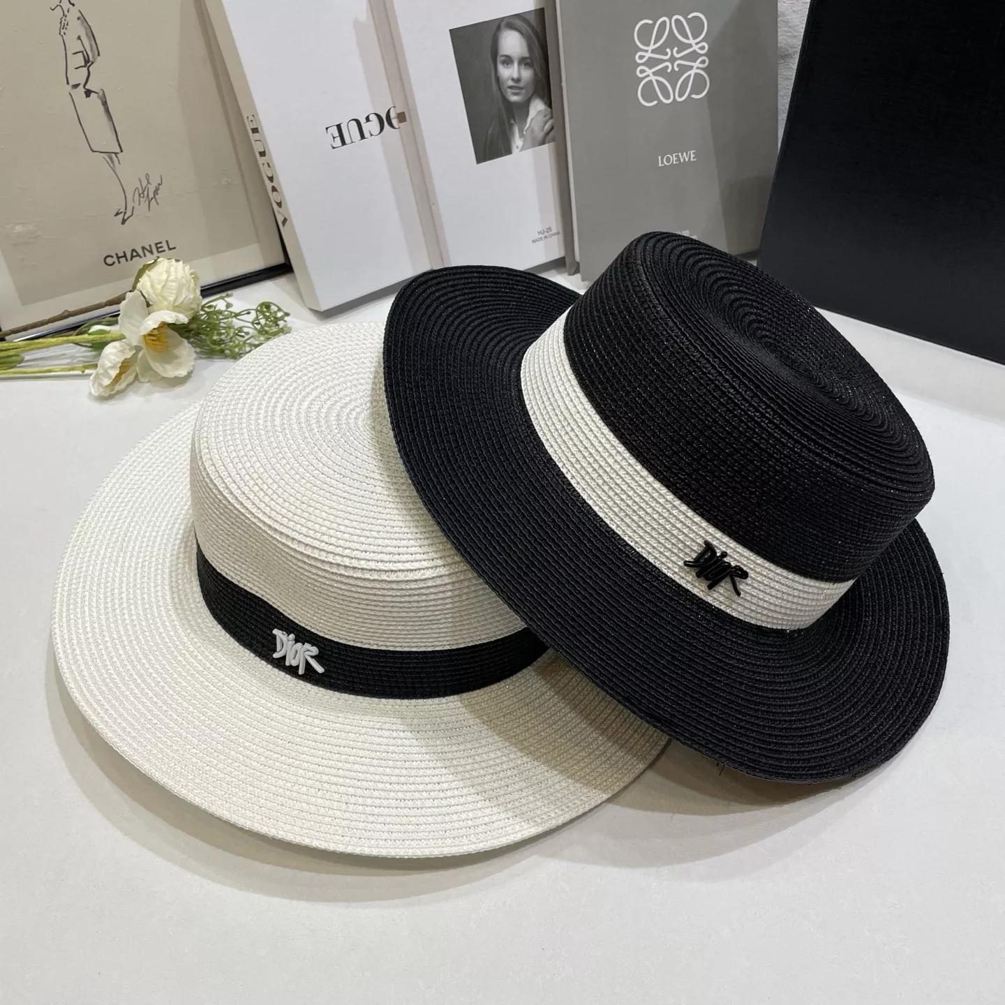 Christian Dior Caps TopPick 6557