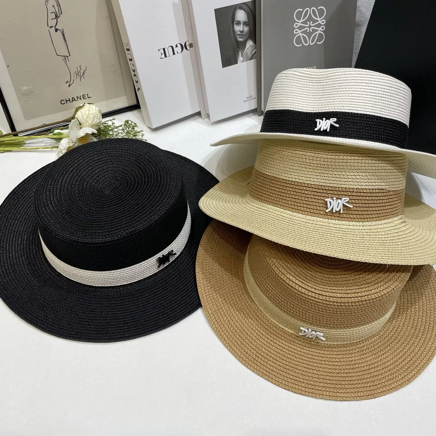 Christian Dior Caps TopPick 6557