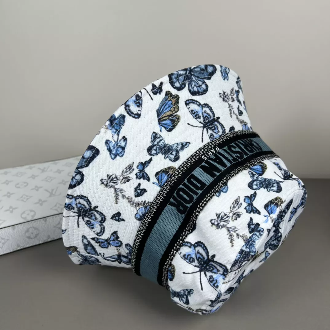 Christian Dior Caps TopPick 6818