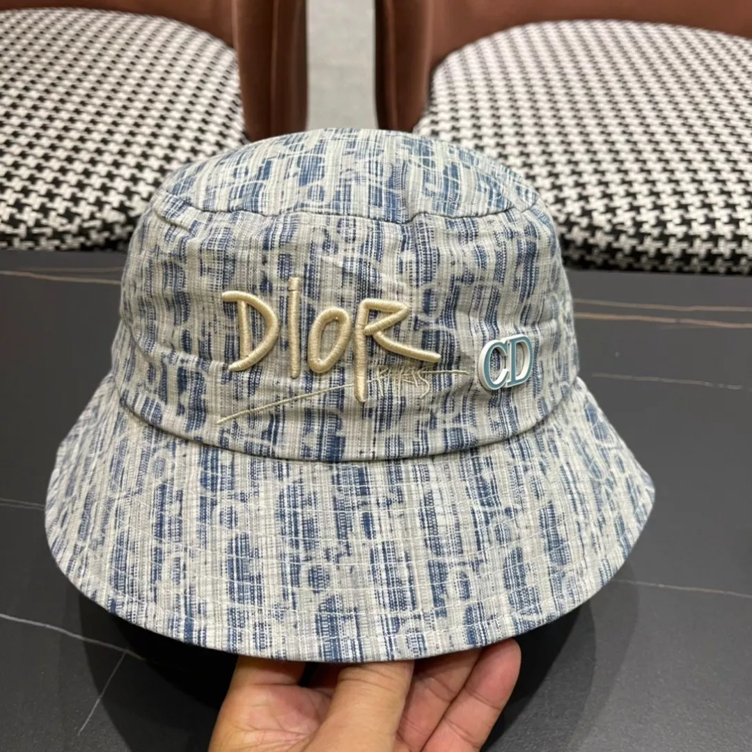 Christian Dior Caps TopPick 6831