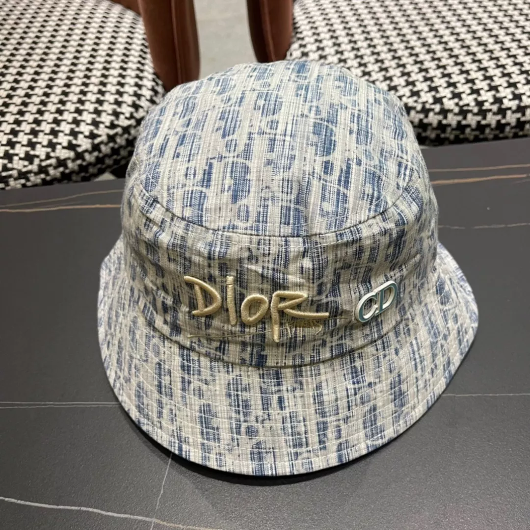 Christian Dior Caps TopPick 6831