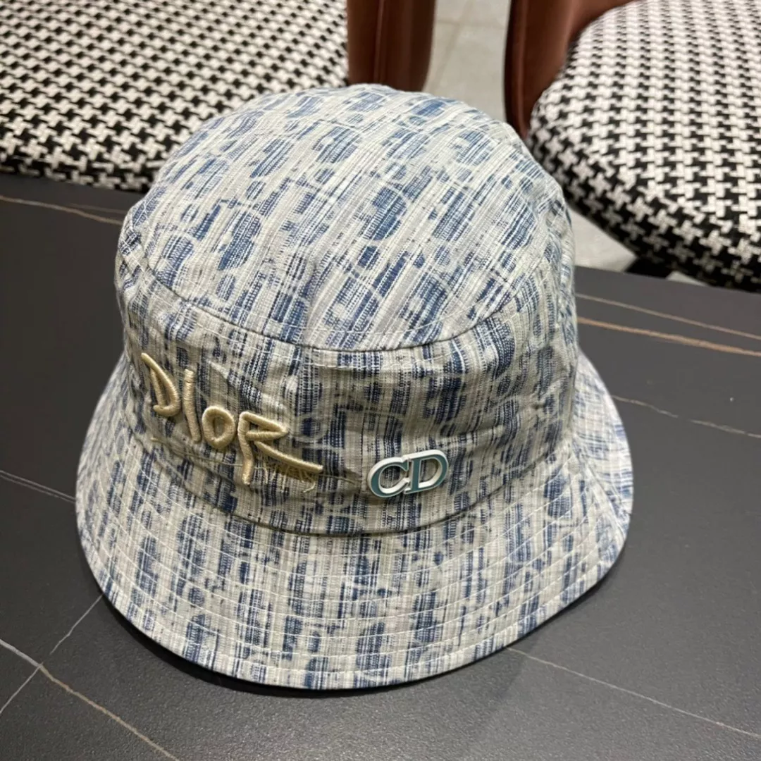 Christian Dior Caps TopPick 6831