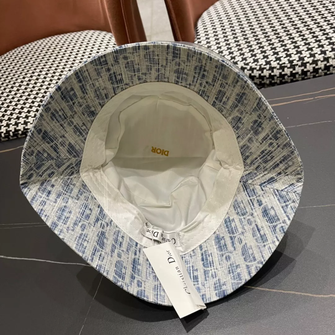 Christian Dior Caps TopPick 6831